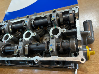Culata con árbol de levas fueraborda Suzuki DF115 año 2007